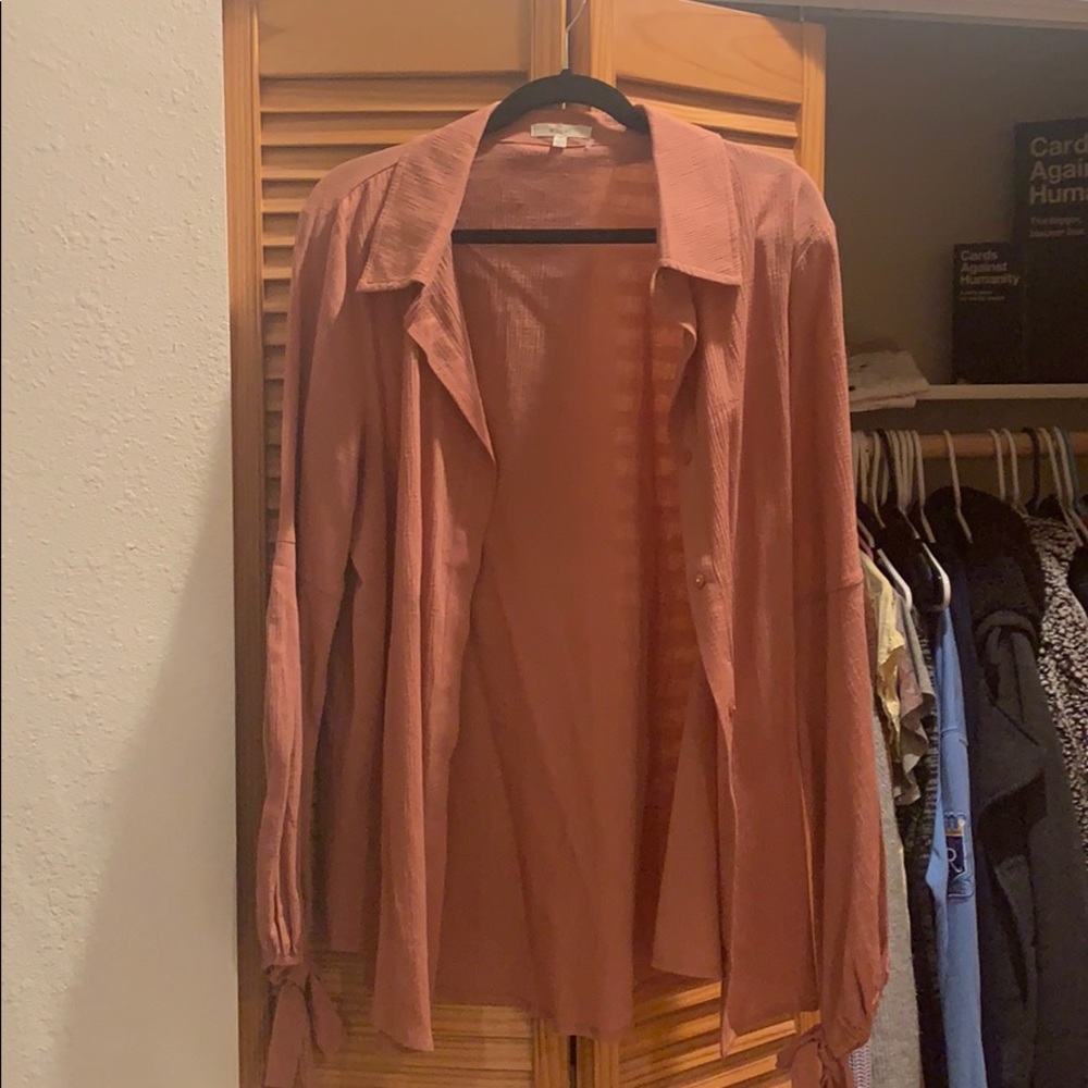 Coral top/ button up